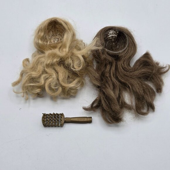 Liv Doll Spin Master 2011 With 2 Interchangeable Wigs & Brush 12 Inches Posable - Picture 8 of 11